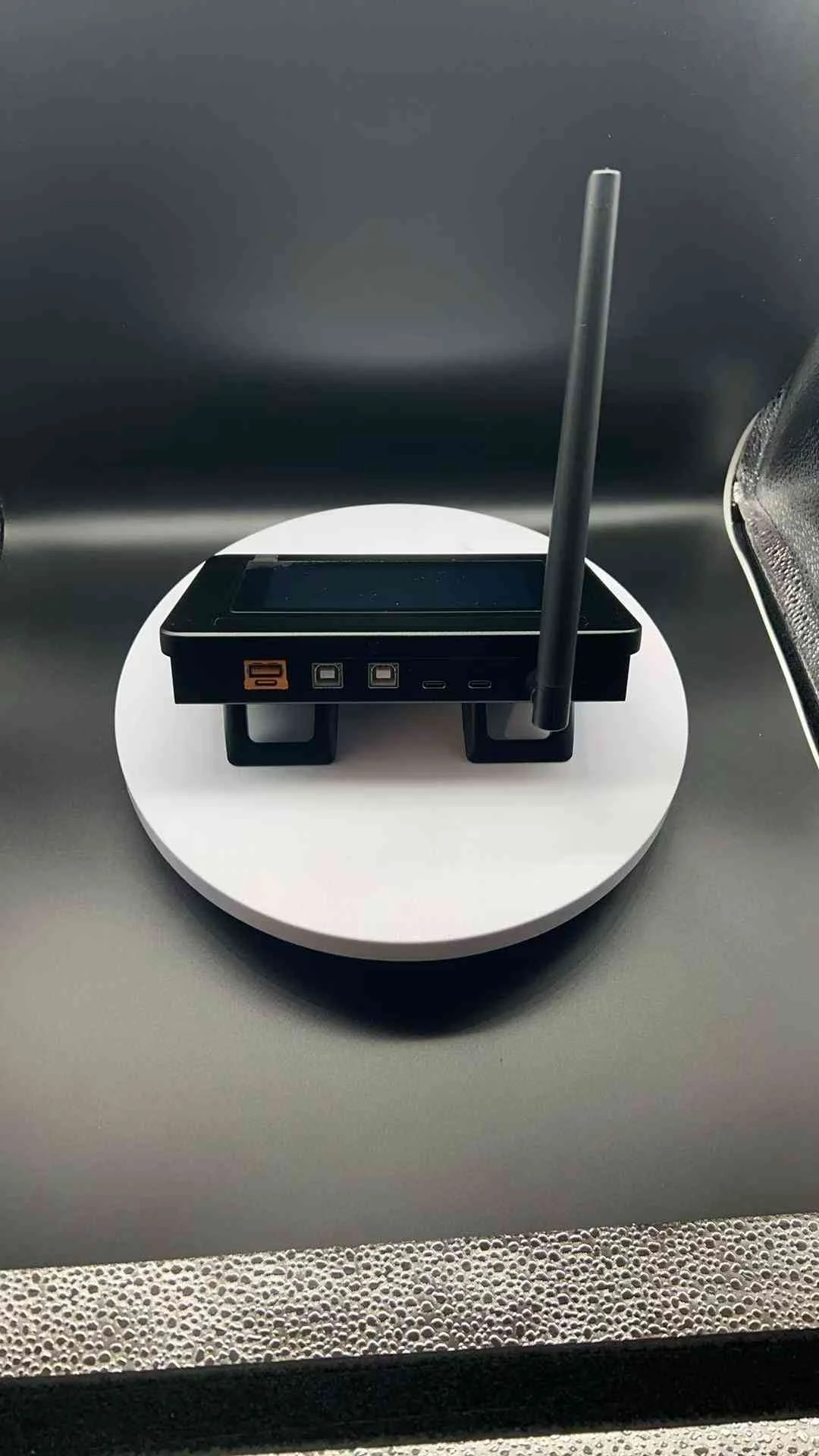 SuperCue Quad 翻页器 - 专业演示设备实拍图 3